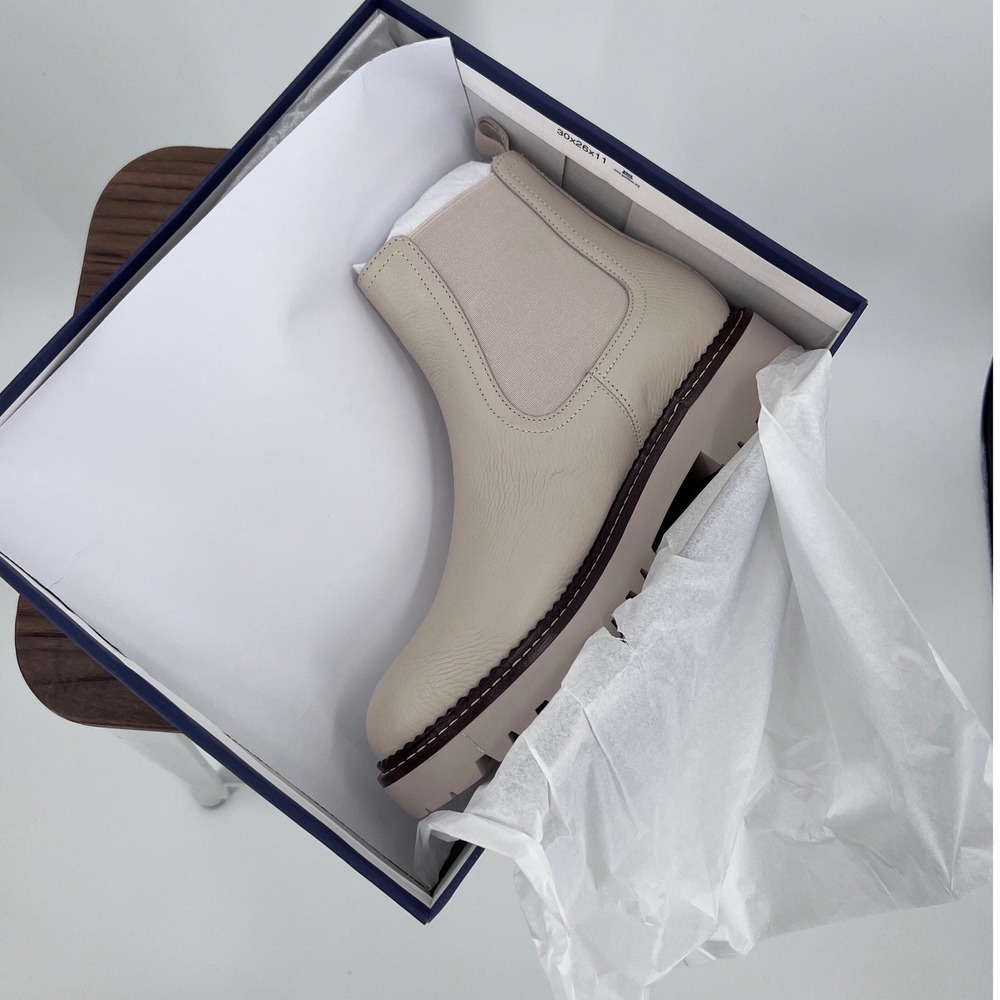 Nordstrom Caslon Miller Water Resistant Leather Chelsea Lug Sole Boots Ankle 8.5 - Picture 2 of 7